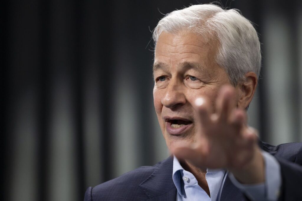 Jamie Dimon theinvestmentnews.com