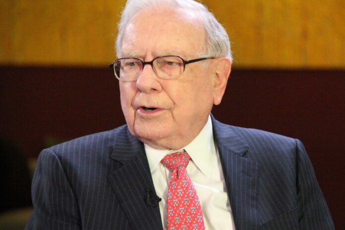 Warren Buffet theinvestmentnews.com