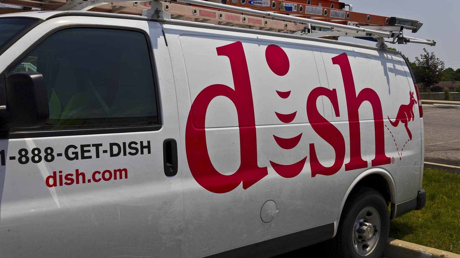 dish-stock-1 theinvestmentnews.com