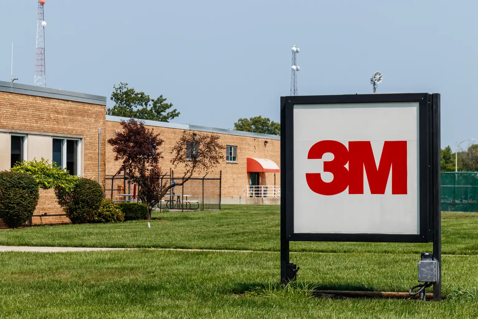 3M-1 theinvestmentnews.com