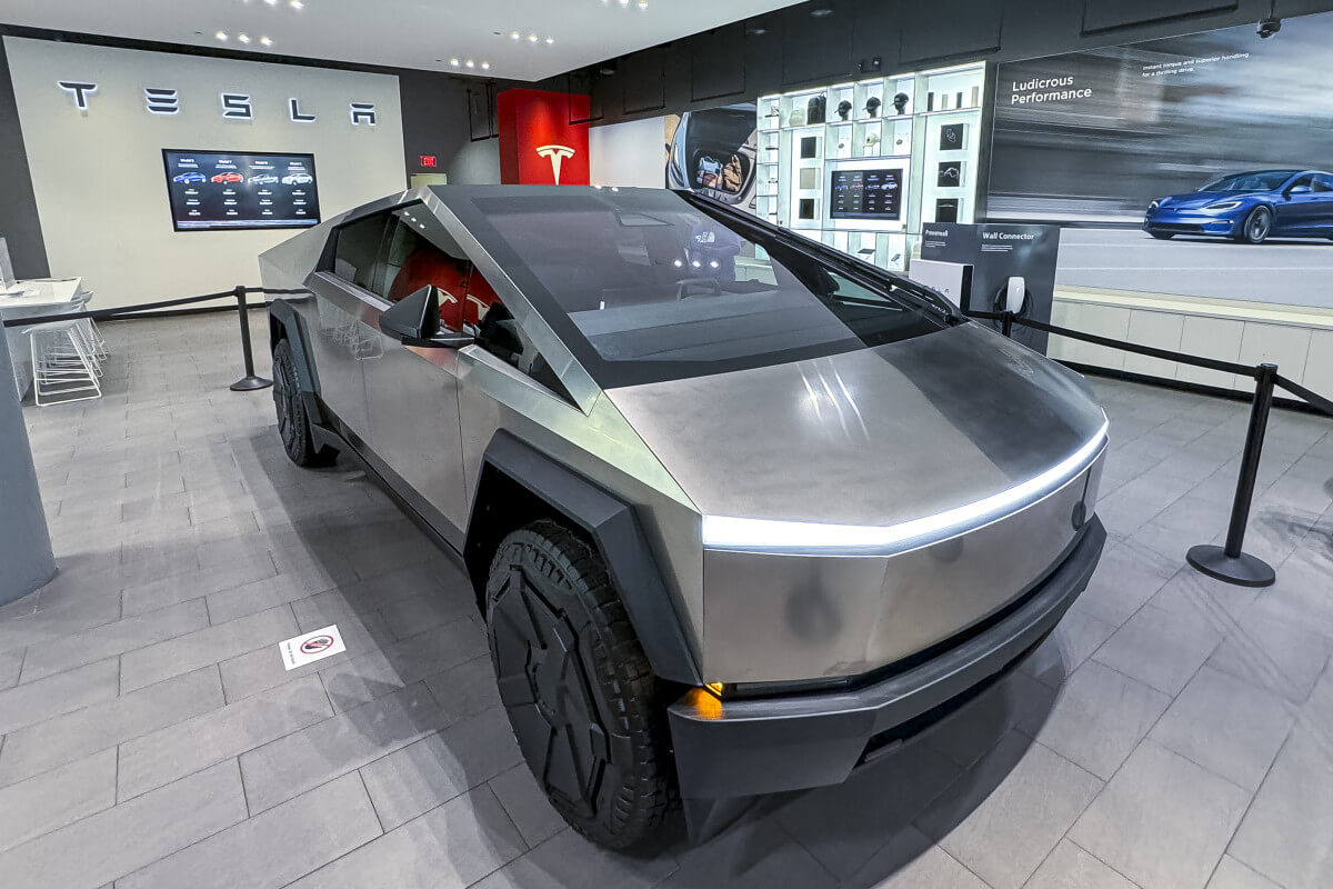 Tesla theinvestmentnews.com